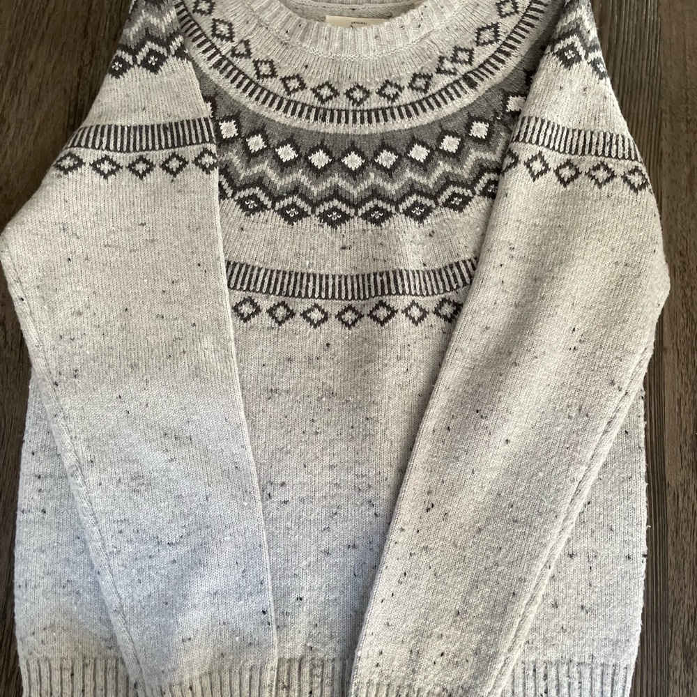 Gray Crewneck Sweater with Nordic Pattern